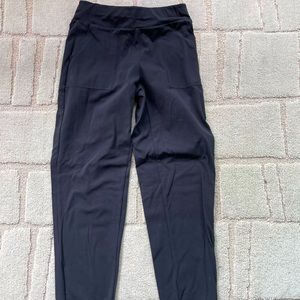 Kids black athleta yoga pants